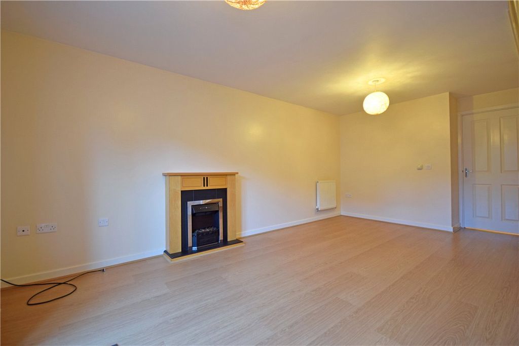 Property photo 3 of 7 Picture No. 24