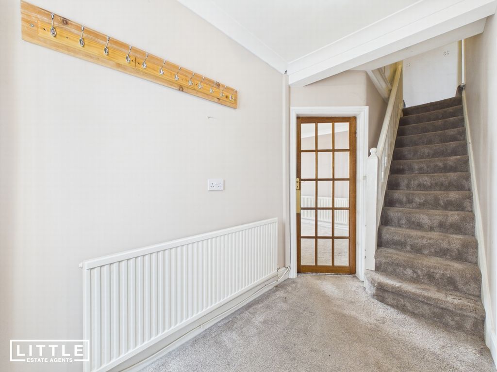 Property photo 3 of 24 Photo 6