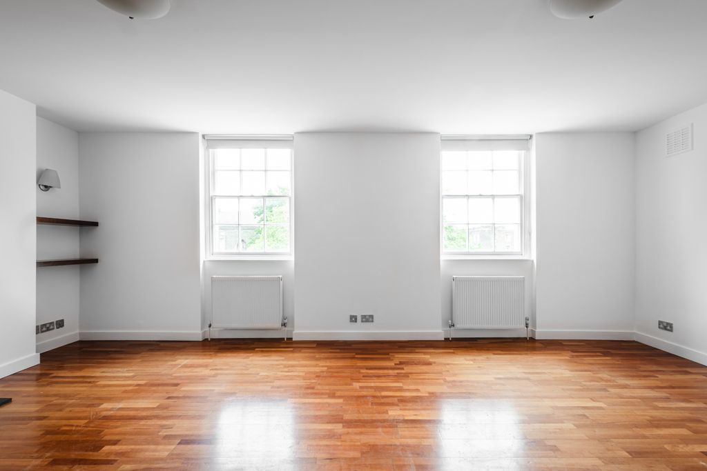 Property photo 3 of 14 Drawing Room 1