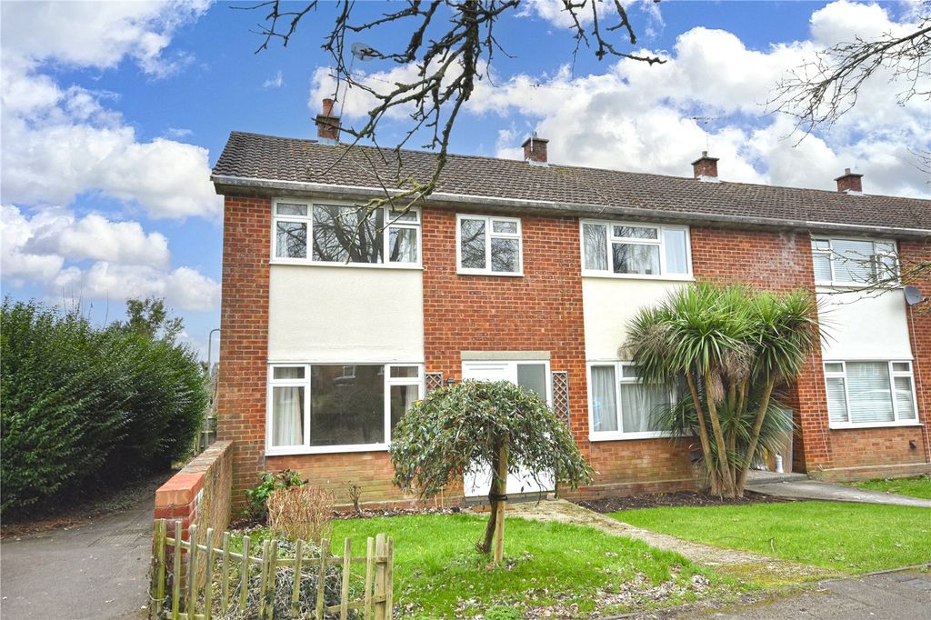 Property photo 1 of 12 Picture No. 17