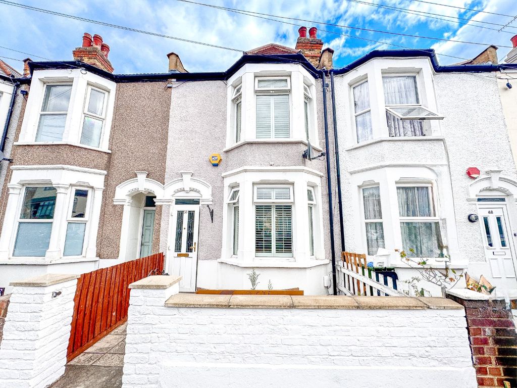 Property photo 1 of 16 4511680