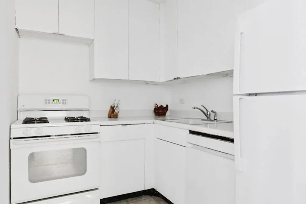 Property photo 3 of 12 <Alttext/>