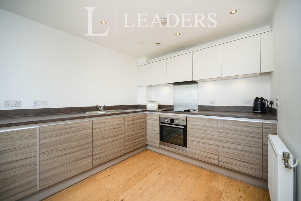 Property photo 2 of 9 2