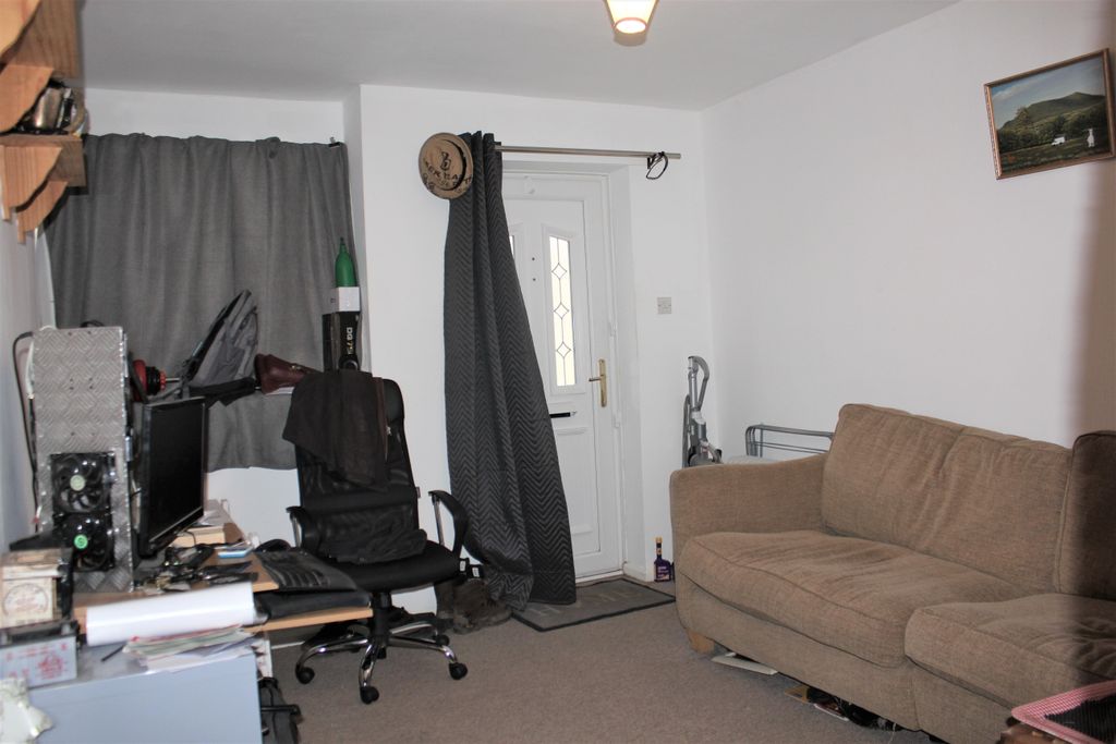 Property photo 3 of 5 Property