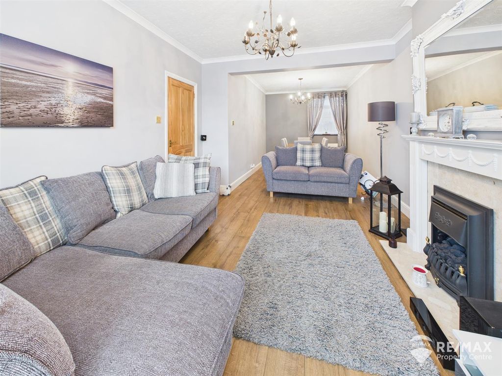 Property photo 2 of 24 Cam02842G0-Pr0320-Still016.Jpg