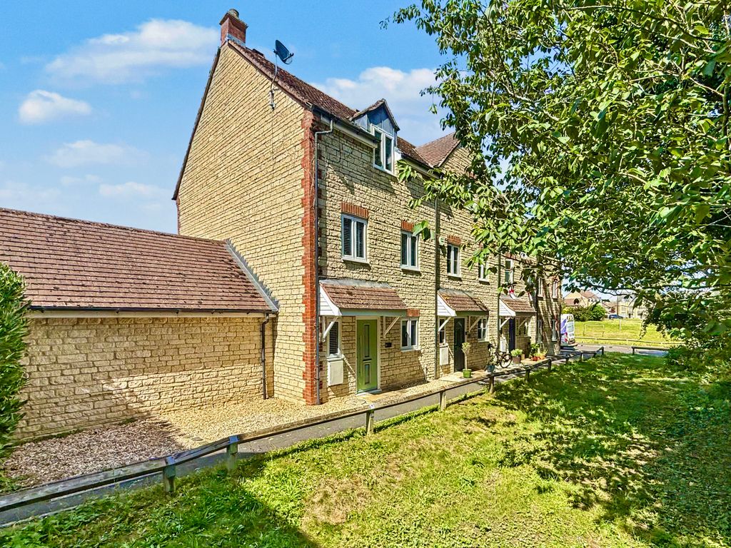 Property photo 1 of 14 Img5760