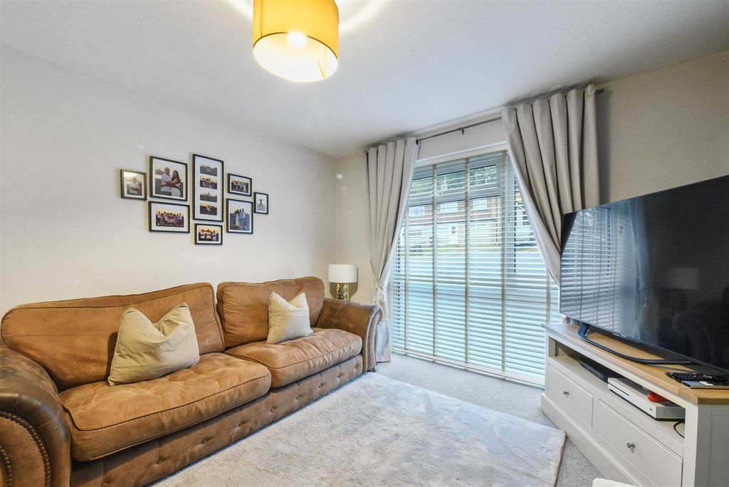 Property photo 3 of 27 Dsc_5601.Jpg