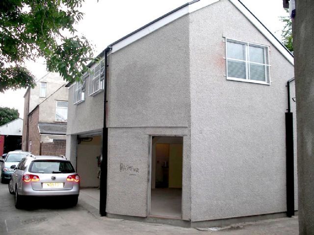 Property photo 1 of 8