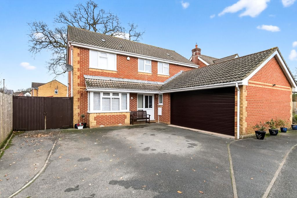 Property photo 1 of 22