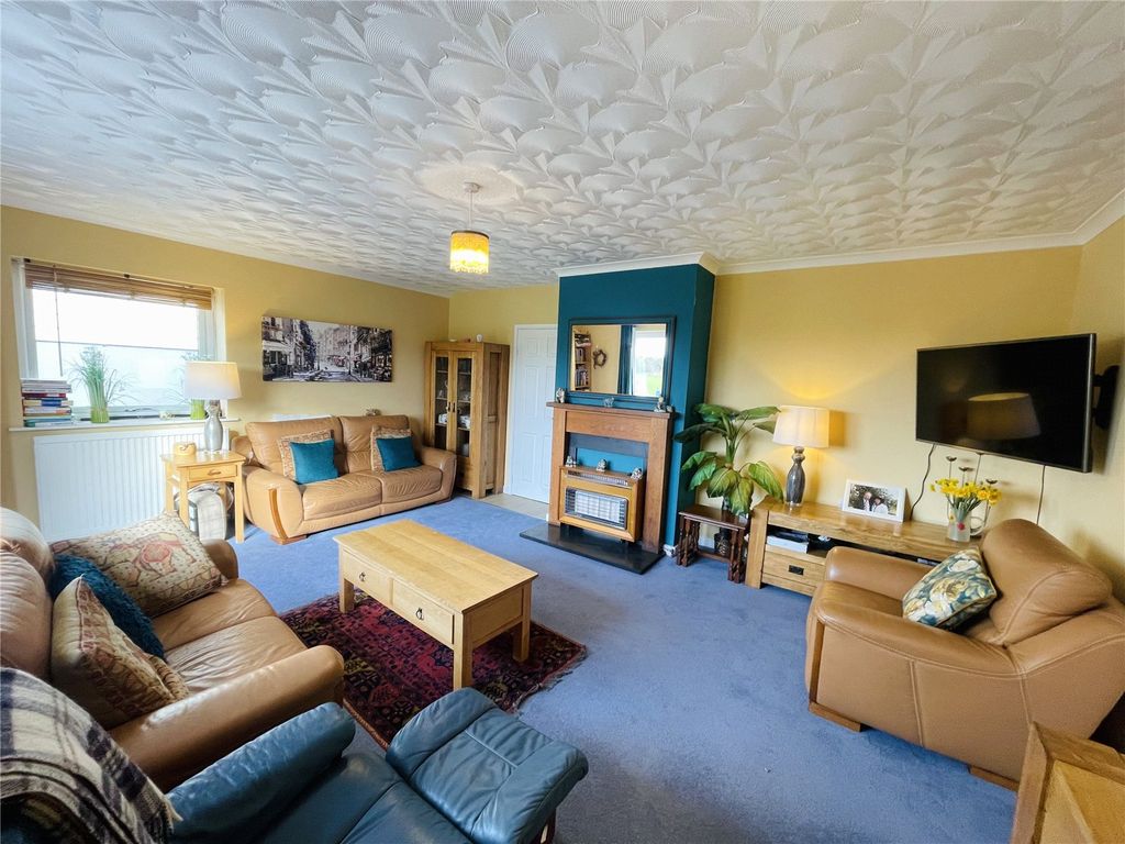 Property photo 2 of 21 Picture No. 09