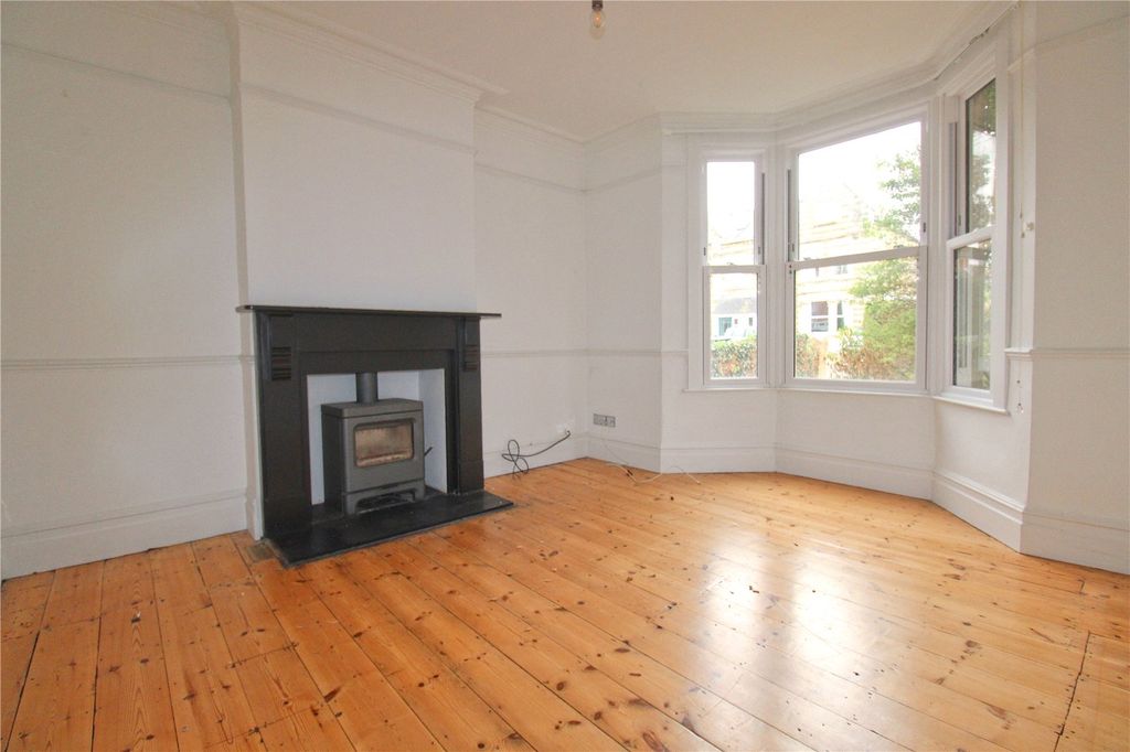 Property photo 3 of 21 Picture No. 04