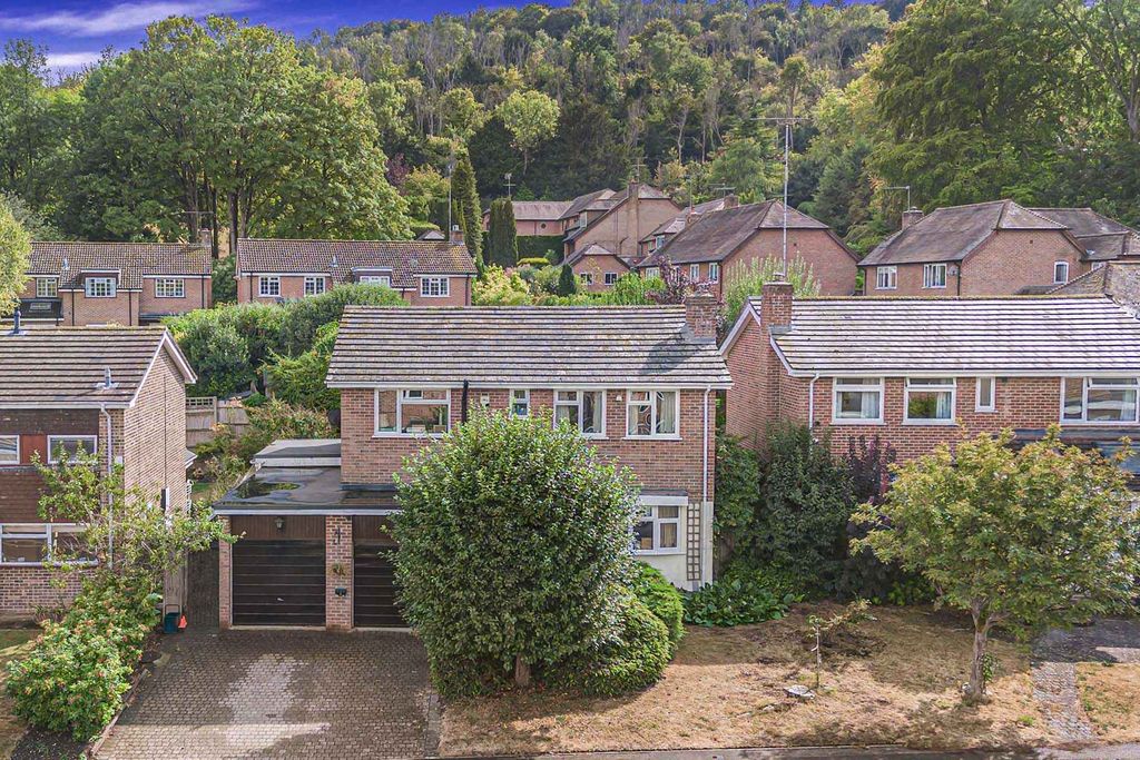 Property photo 1 of 16
