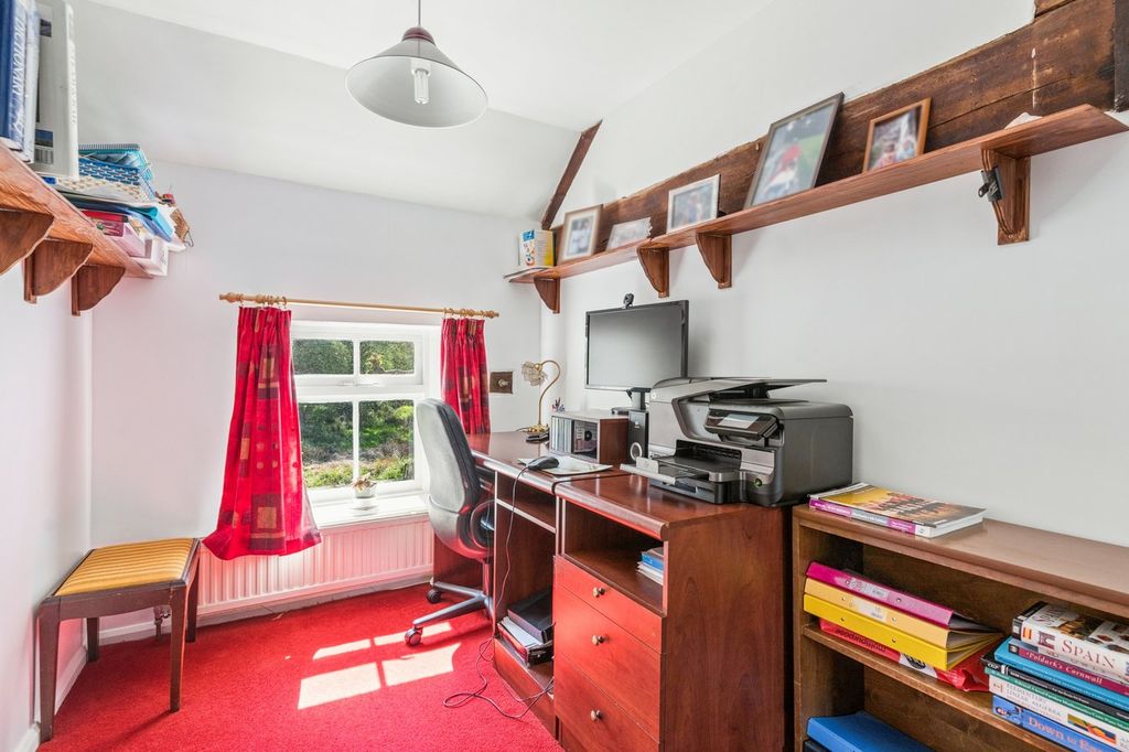 Additional image 16 of 6 bed semi-detached house for salePurwell Lane, Hitchin SG4