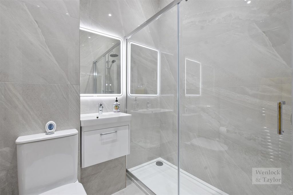 Property photo 3 of 10 15-9969Gcwt - Fff 119 Fernhead Road - Shower -Orig