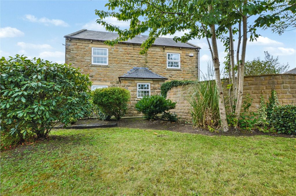 Property photo 1 of 28 Picture No. 29