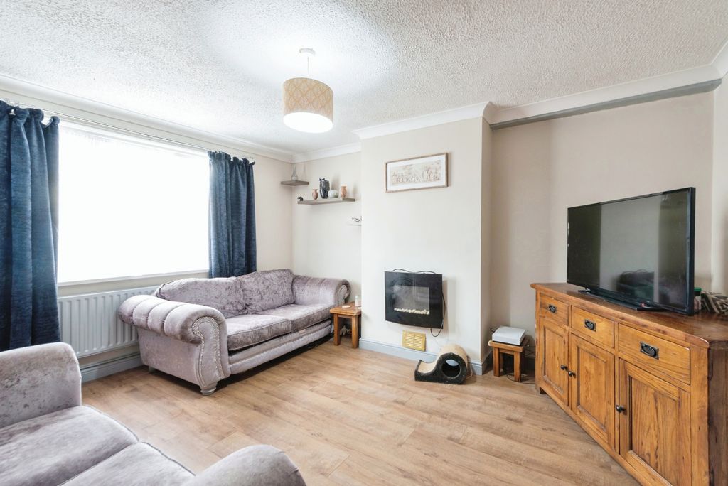 Property photo 3 of 13 Living Room