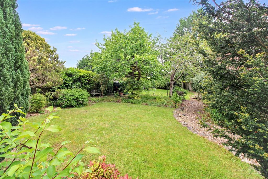Property photo 2 of 22 Rear Garden