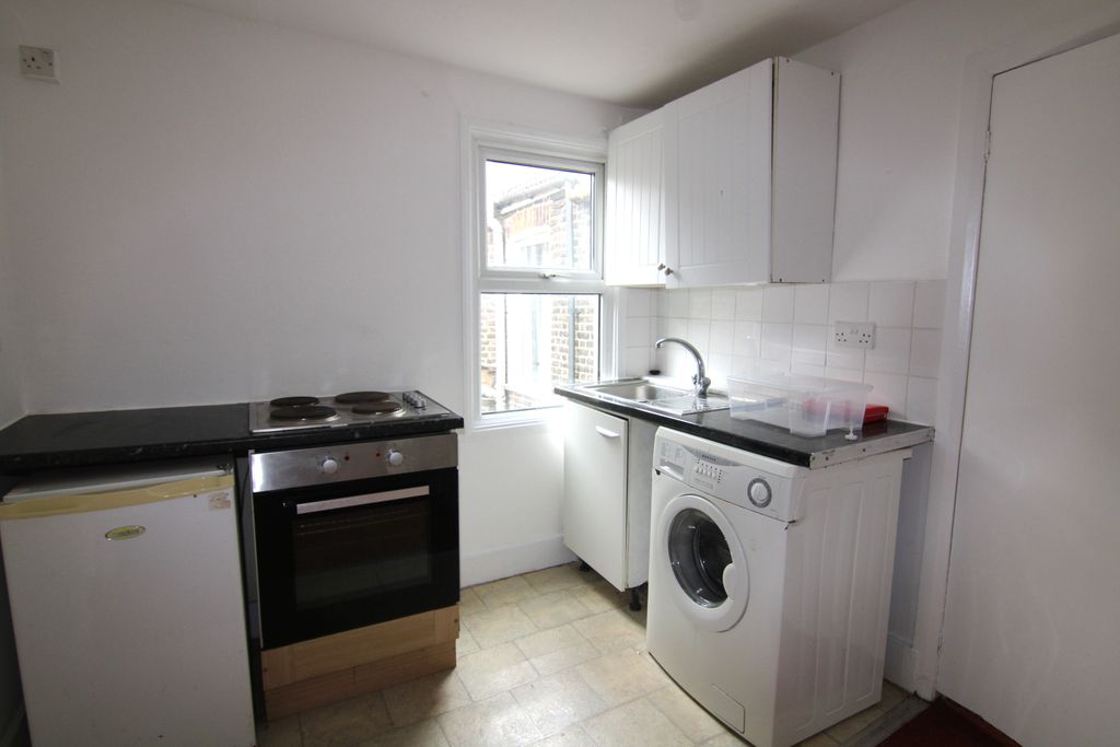 Property photo 1 of 4