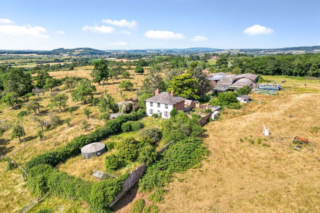 Property photo 1 of 17 Aerial Profile