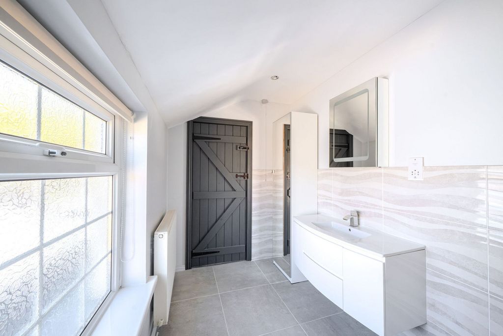 Additional image 25 of 4 bed detached house for saleSt Nicholas, Cardiff CF5