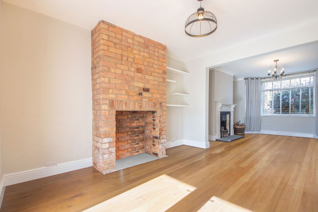 Property photo 3 of 18 Nottingham-Road-15-1