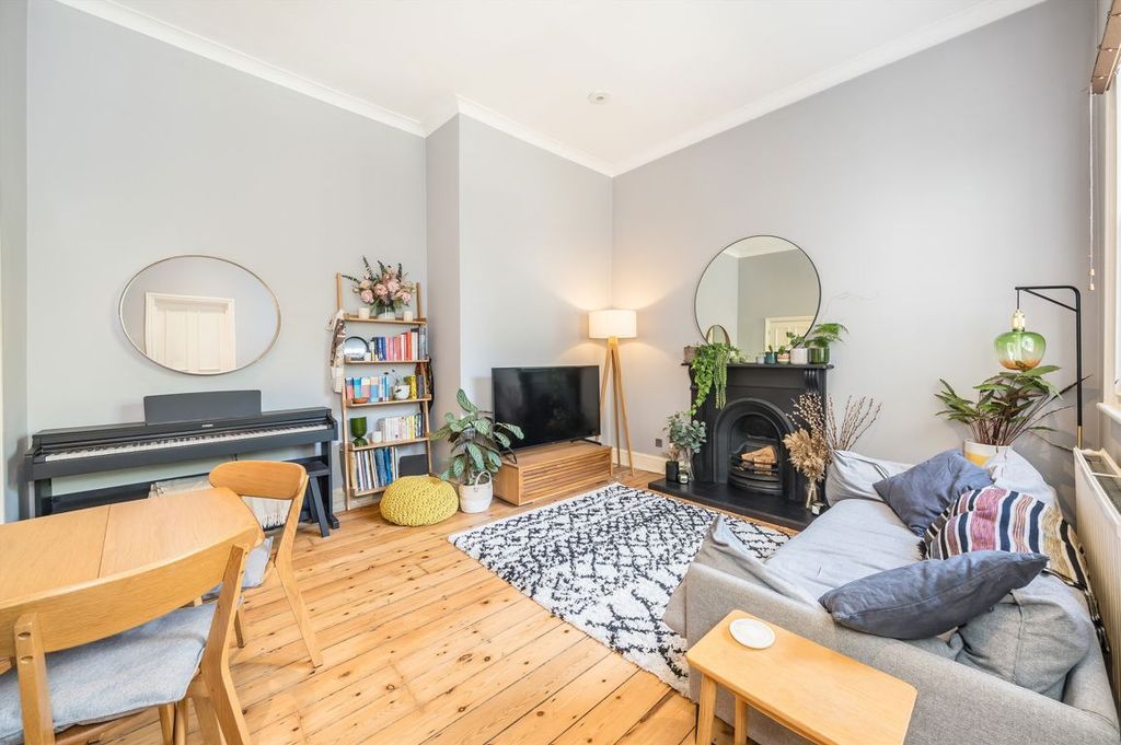 Property photo 2 of 5