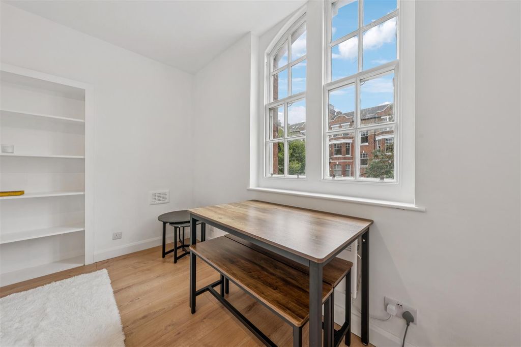 Property photo 2 of 15 14.Jpg