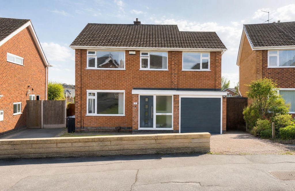 Property photo 1 of 29 F590d220-6Ebe-41Df-820F-71401E6470B6.Png