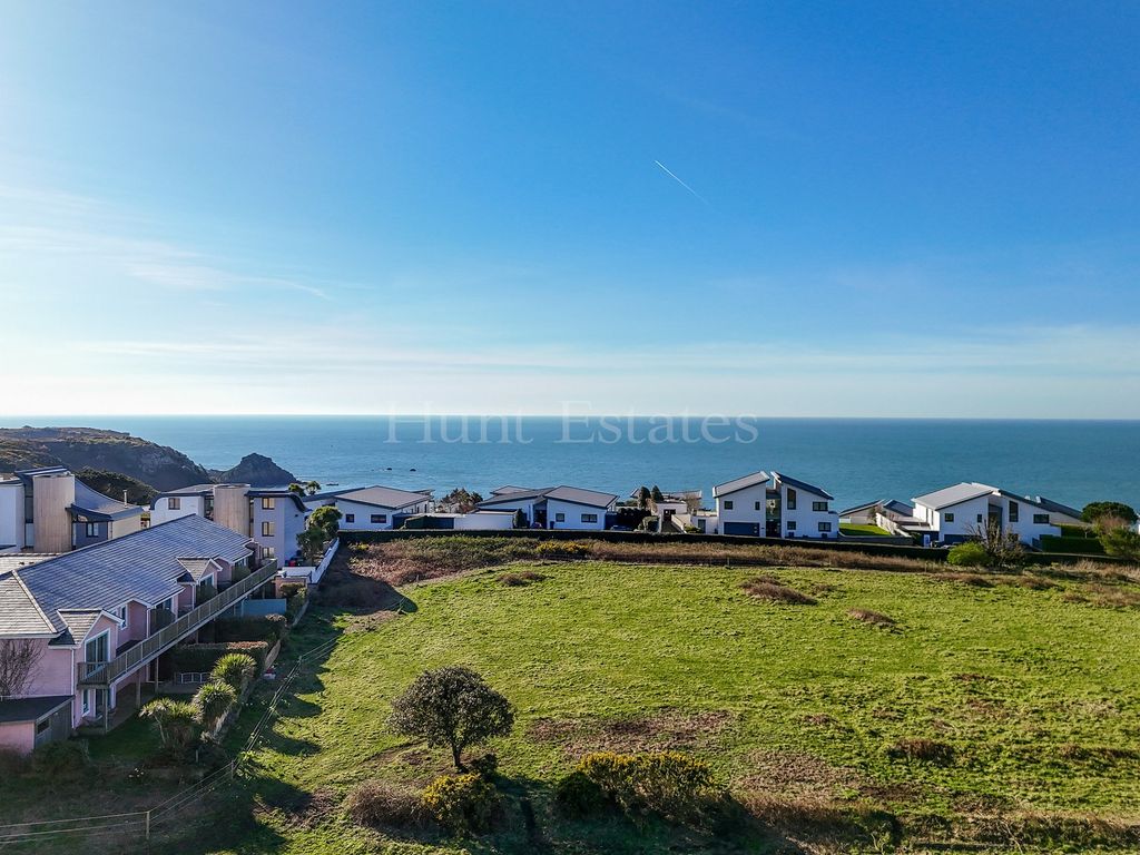 Property photo 2 of 16 Not Specified