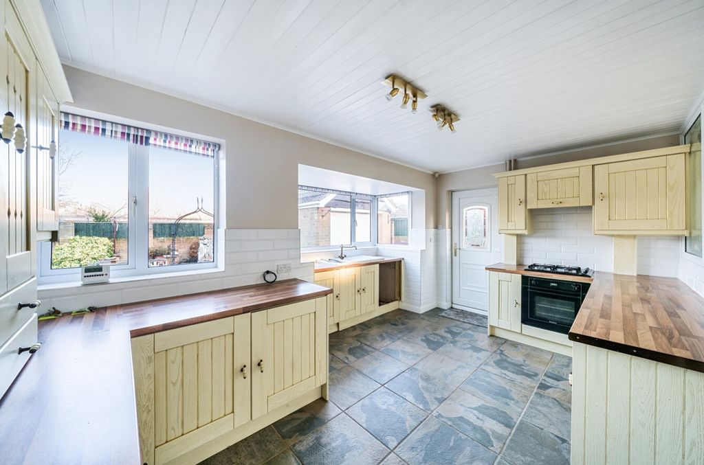 Property photo 2 of 12 1243873 (4)