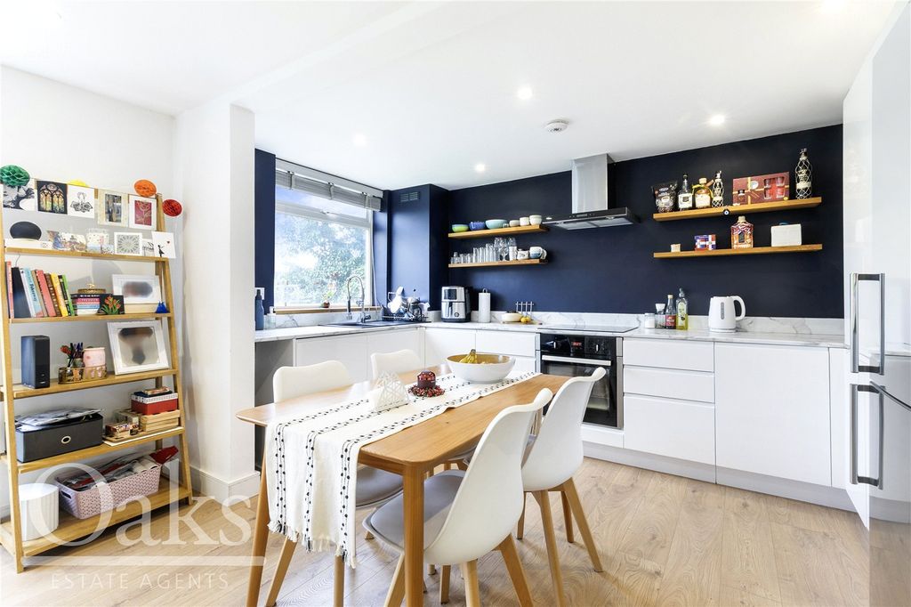 Property photo 1 of 9 Picture No. 05