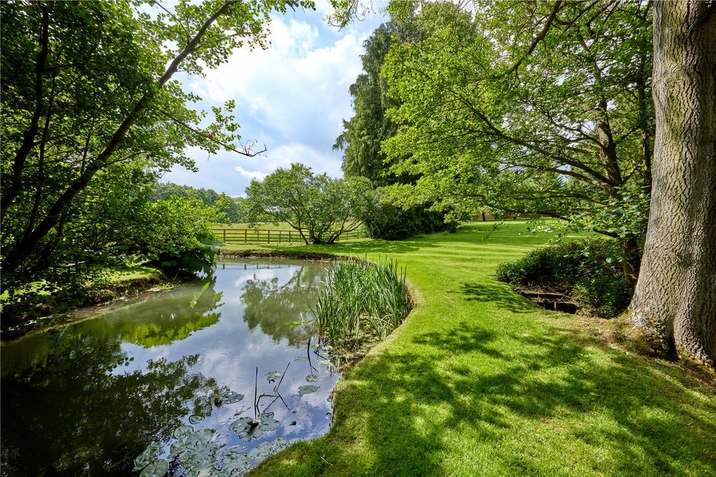 Additional image 8 of 6 bed equestrian for saleCross Hill Road, Adderbury, Banbury, Oxfordshire OX17