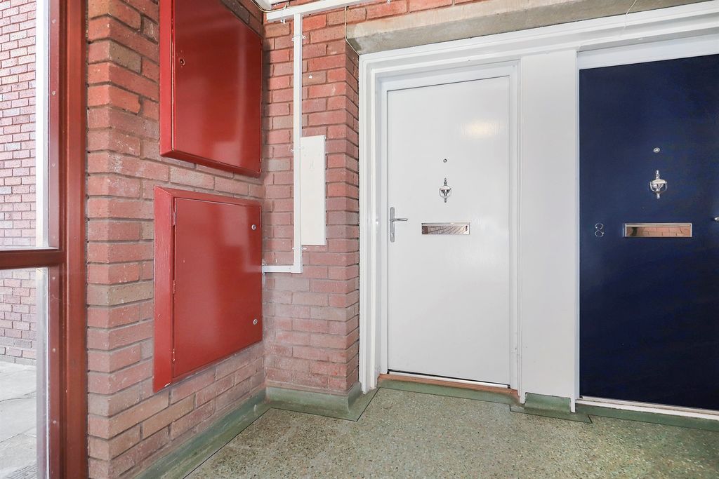 Property photo 3 of 13 Image