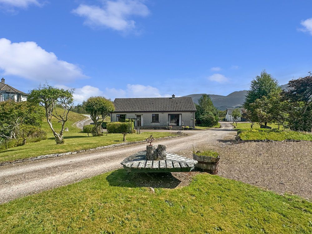 Property photo 2 of 41