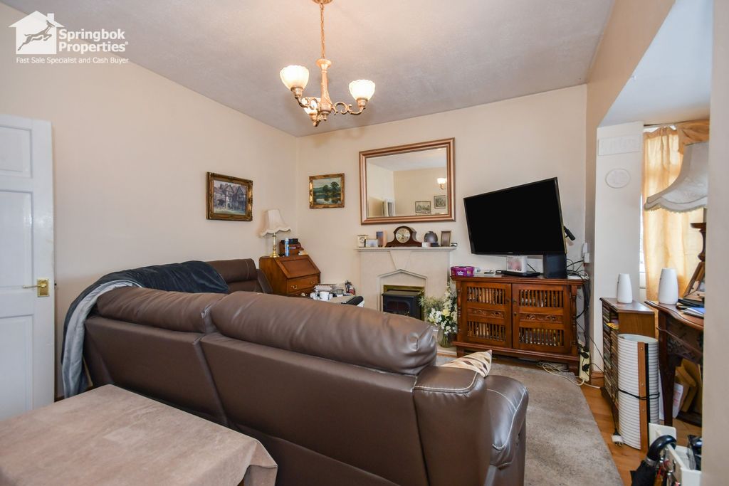 Property photo 2 of 12 Image 1