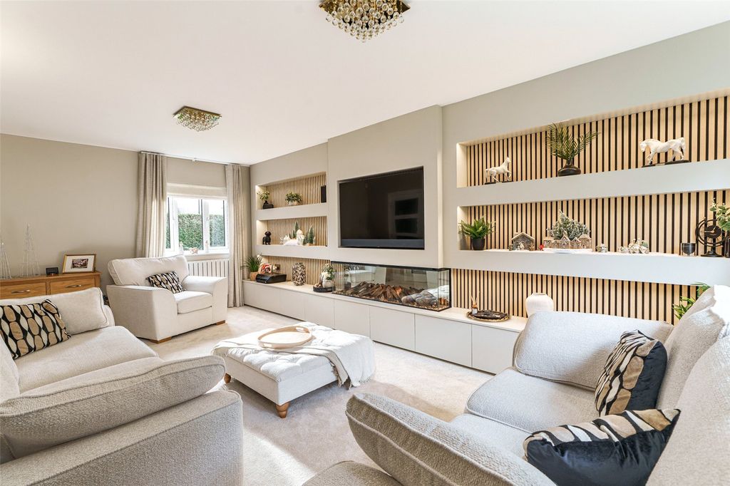 Property photo 3 of 30 Picture No. 16