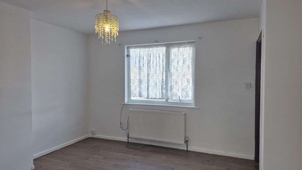 Property photo 3 of 12 6.Jpg