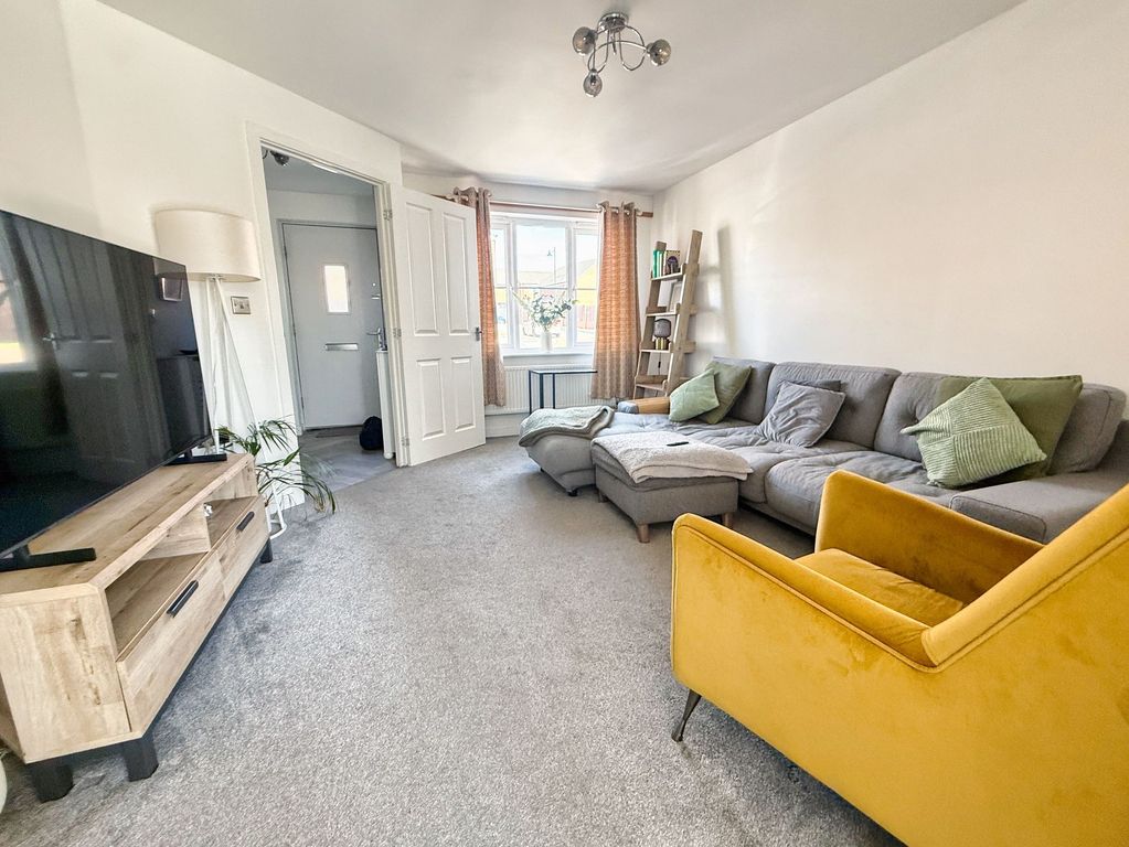 Property photo 2 of 12