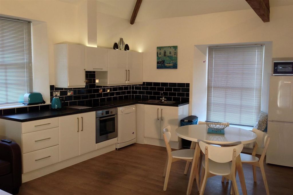 Property photo 2 of 7 2.Jpg