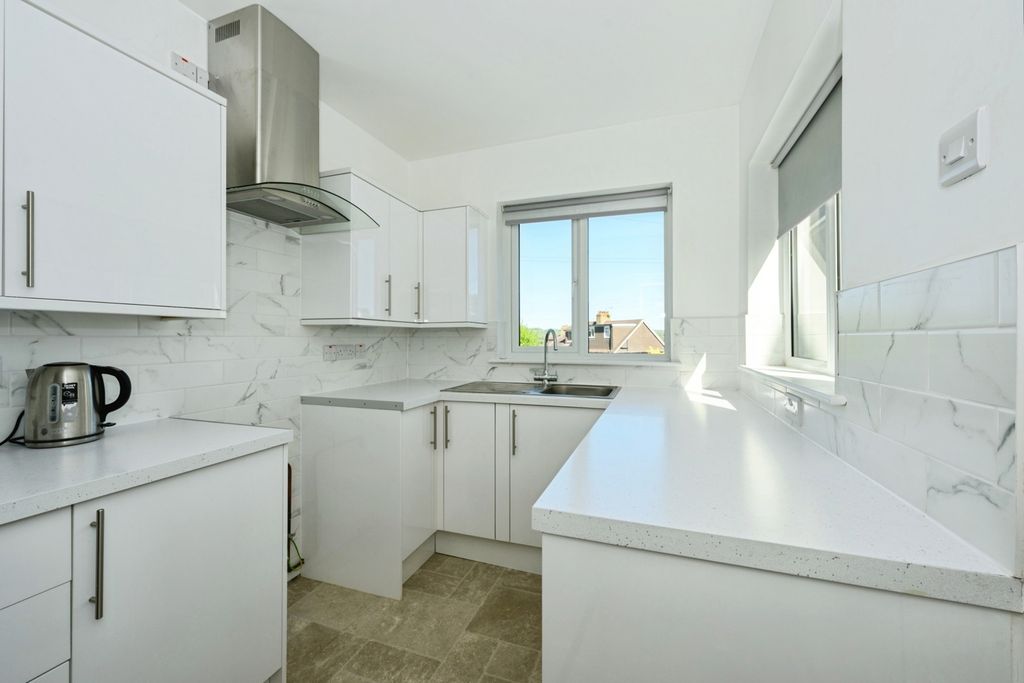 Property photo 3 of 16 Pbox-Img.Jpg