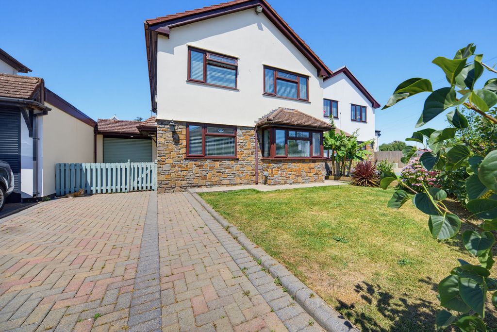 Property photo 1 of 38