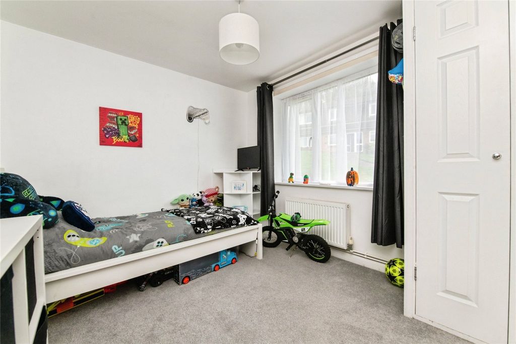 Property photo 3 of 10 Picture No. 06