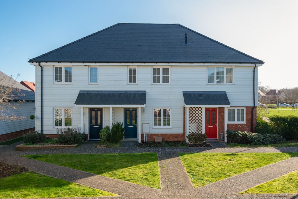 Property photo 1 of 15 4893650