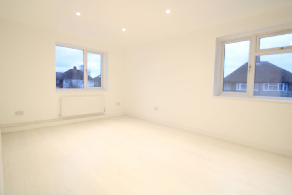 Property photo 2 of 5 Open Plan