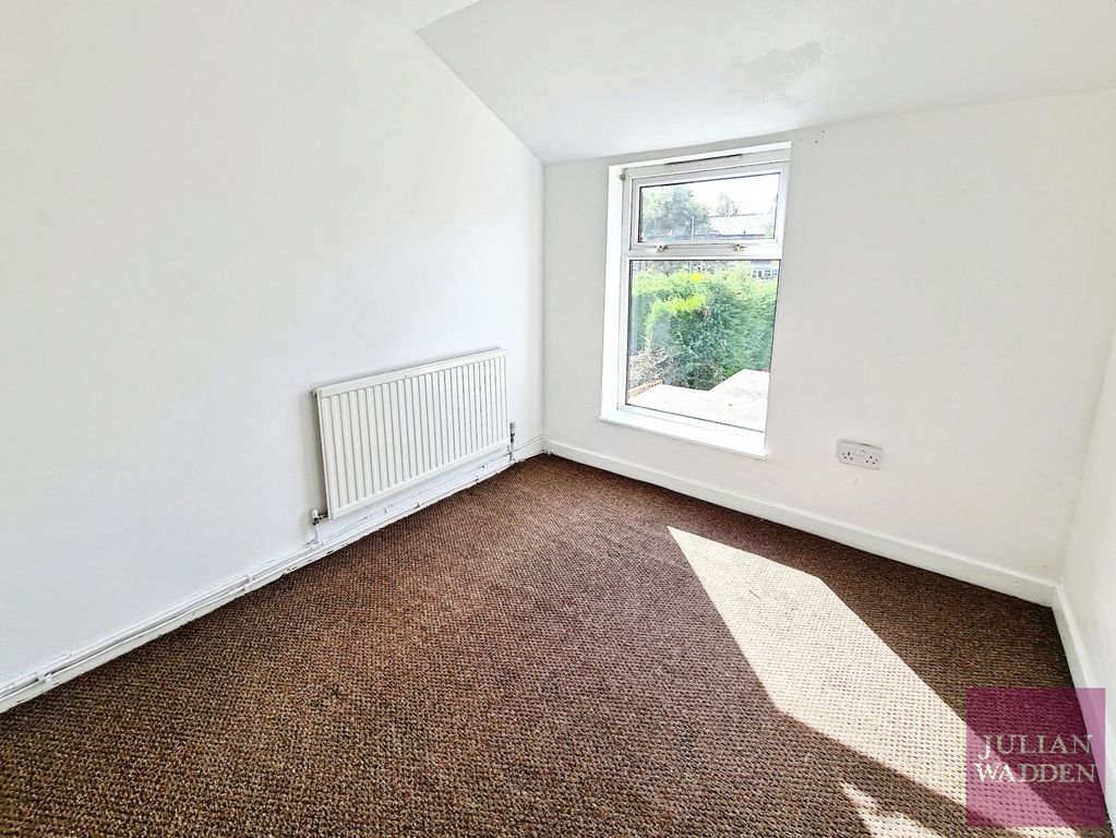 Property photo 3 of 14 Picture No. 17