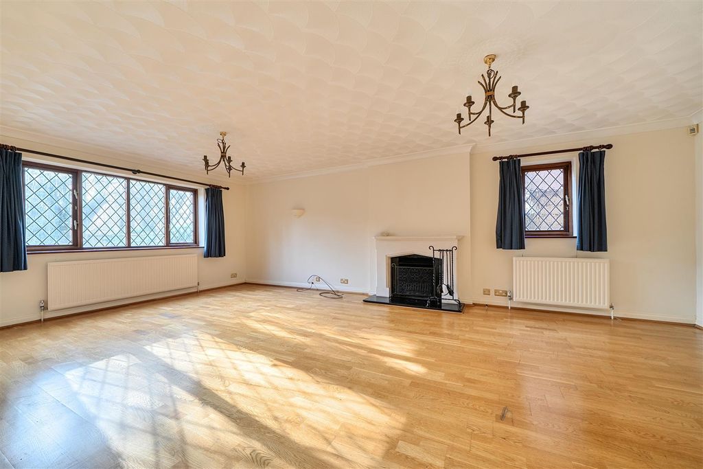 Property photo 2 of 36 1424114-21-69A9A1c258830.Jpg