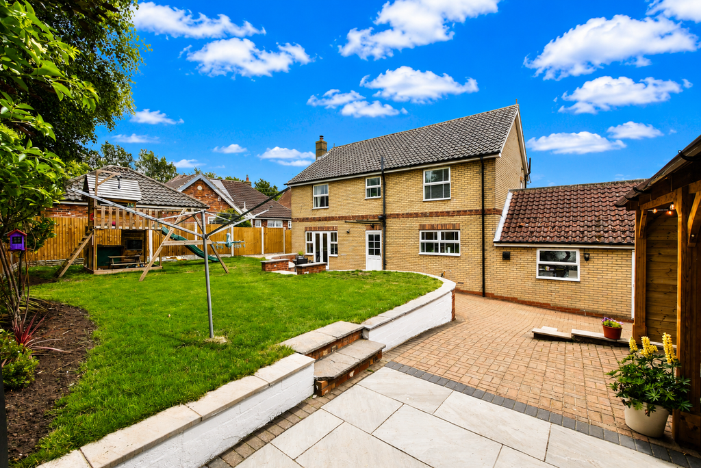 Property photo 2 of 35 38