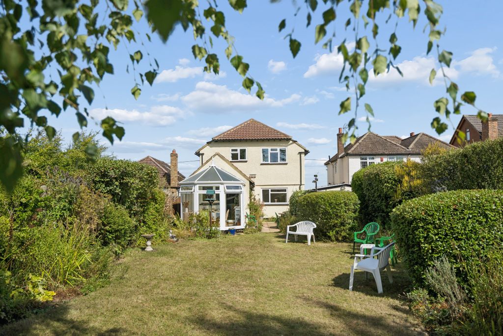 Property photo 2 of 15