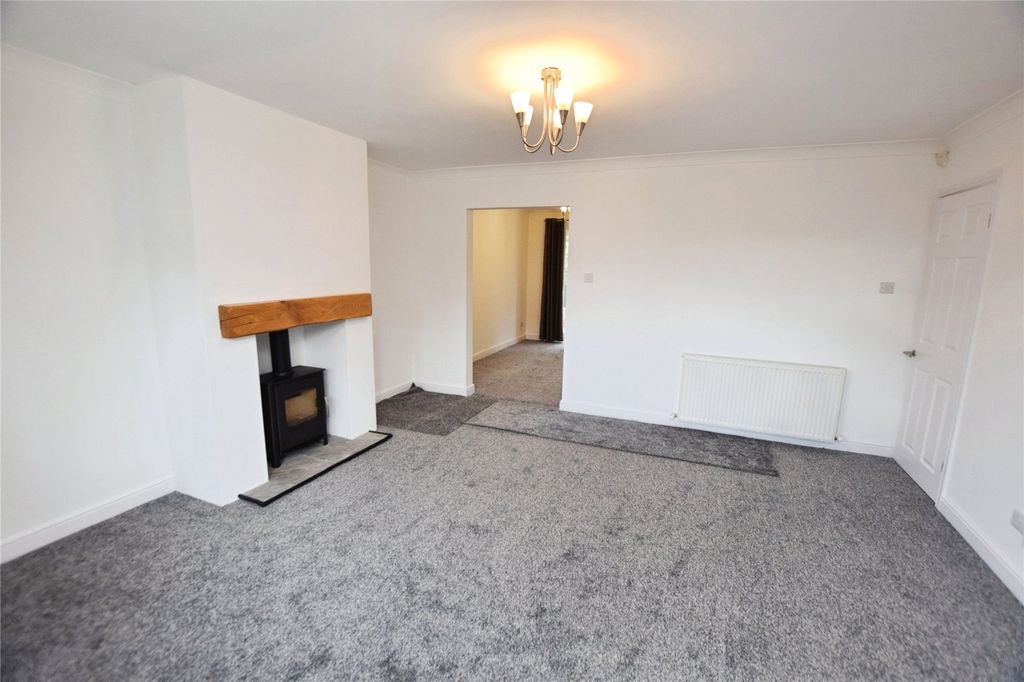 Property photo 3 of 20 Picture No. 21