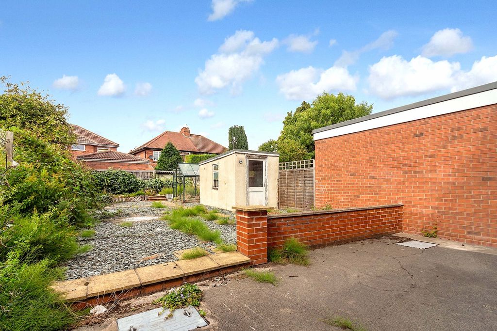 Property photo 2 of 13 Byron Drive - Garden